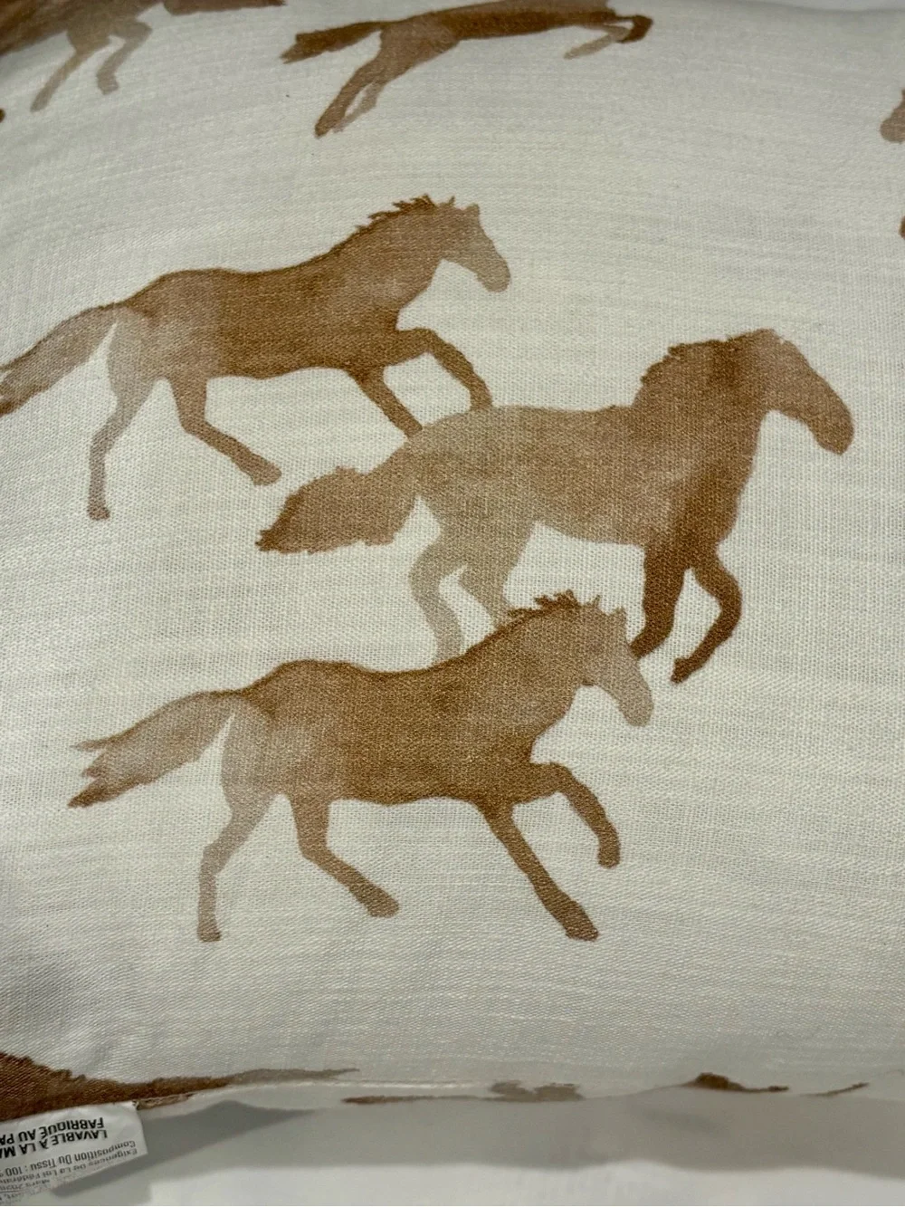 NWT Moss & Willow watercolor horse Pattern Accent Pillow in Brown and White